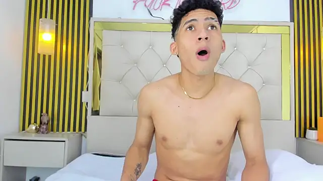 แชท XXX สดของ JARED_BOY1