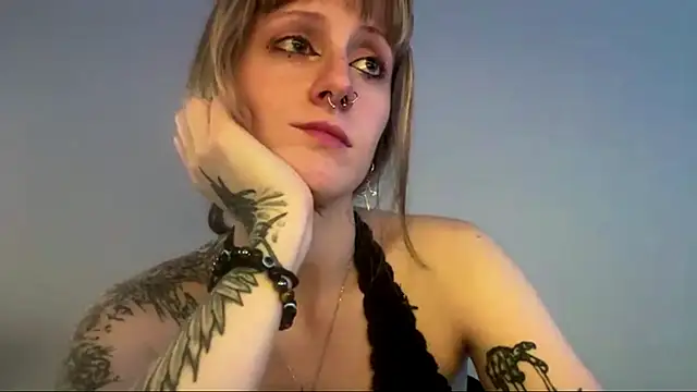 LaraLovely – Kamerová šou
