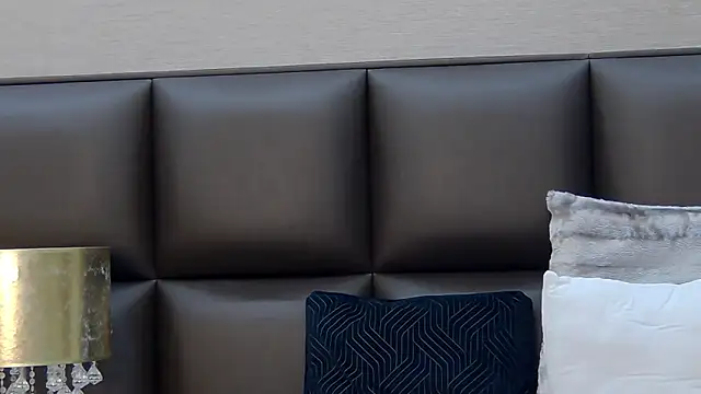 FoxyJoy Live XXX-Chat