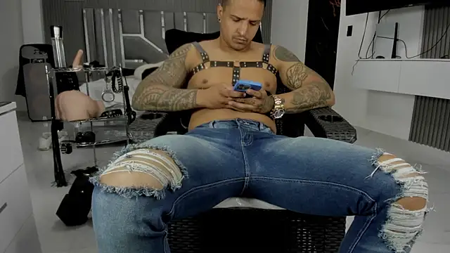 Chat XXX Live master_leather