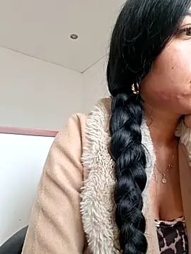 Chat XXX en directo de Luianna