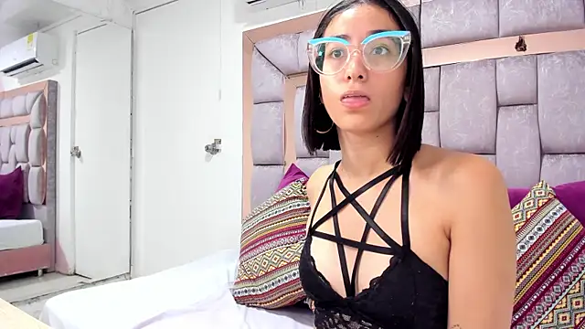 Chat XXX Live crystalstonee