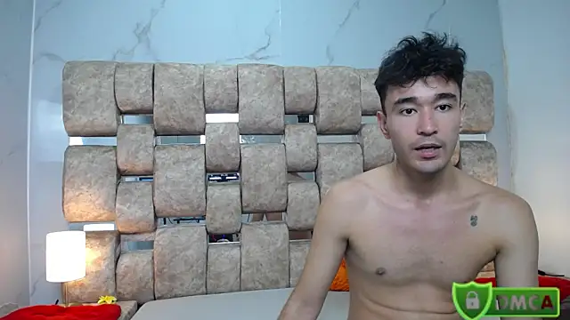 Chat XXX ao vivo de KathyAiden