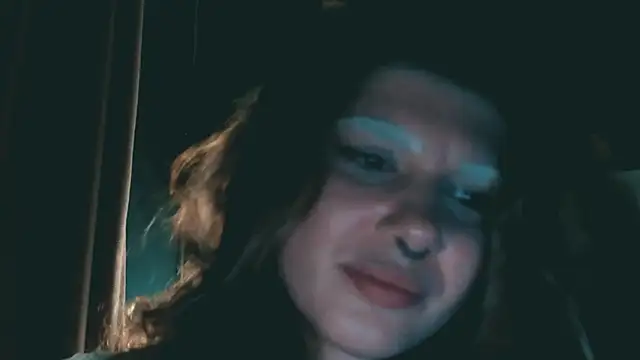 VivienDarkbloom live XXX chat