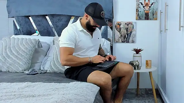 Zack_Froone লাইভ XXX চ্যাট