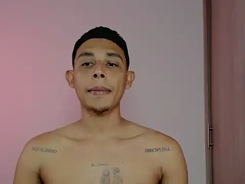 nilo2021 Live XXX Chat