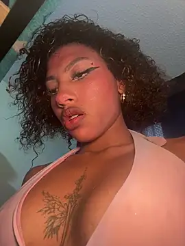 Zafiro_fire Chat XXX in diretta