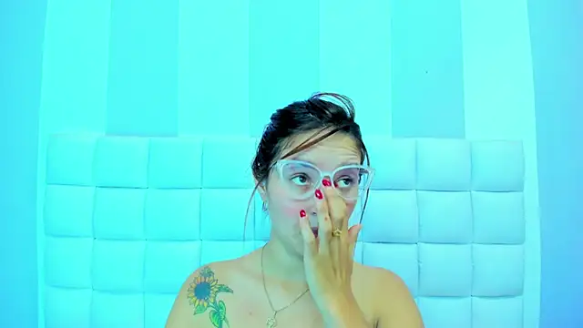 teresasroom_ Adlı Modelin Canlı XXX Sohbeti