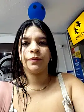 Czat XXX na żywo – Layla-daring