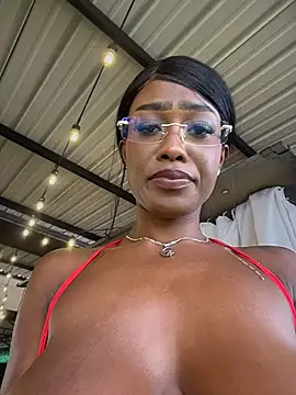 CocoaLuxeXXX's Live XXX Chat