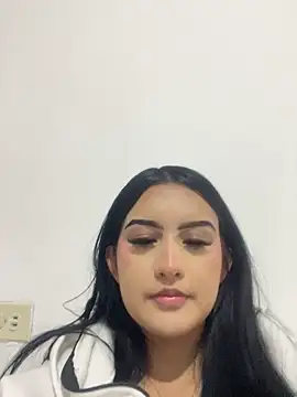 SCARLETVELVET_ লাইভ XXX চ্যাট