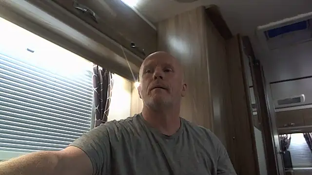 XXX chat uživo modela tezzaa29