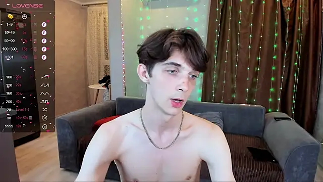 Aaron_Boom – Naživo XXX chat