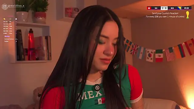 Melifluaa's Live XXX Chat