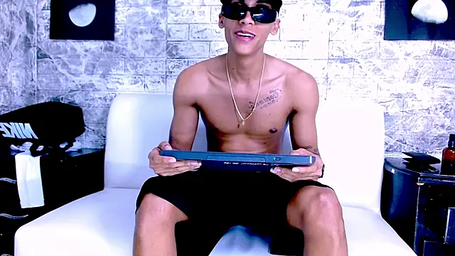 Chat XXX Live Harin_Prize