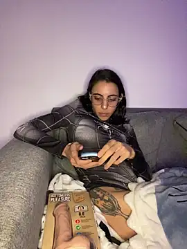 Poison_Ivy_29n Live XXX chat