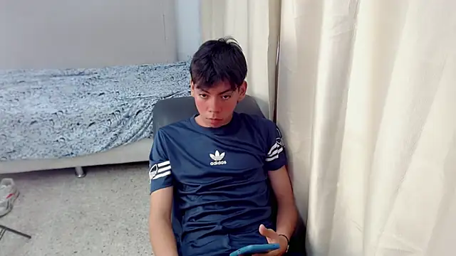 Liarr_ Live XXX Chat