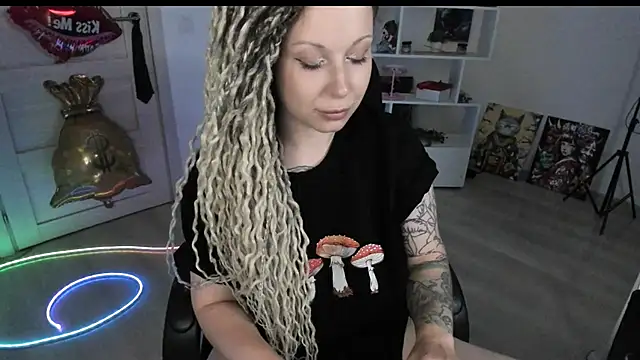 دردشة HoneySallyMoore الجنسية المباشرة