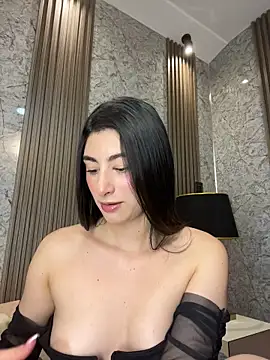 evelyn_hills Chat XXX live