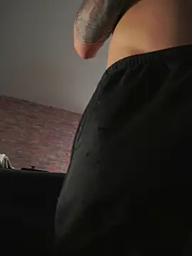 Chatroom XXX en direct de AlphaMasterXxx