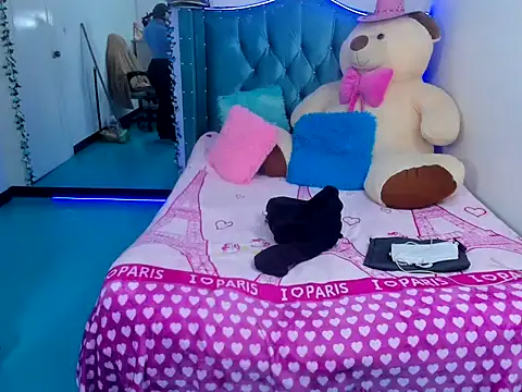 naomi_johnson 现场XXX聊天