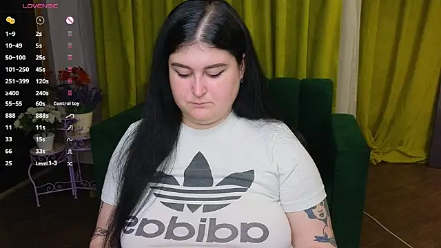 Chat XXX en directo de CessieBler