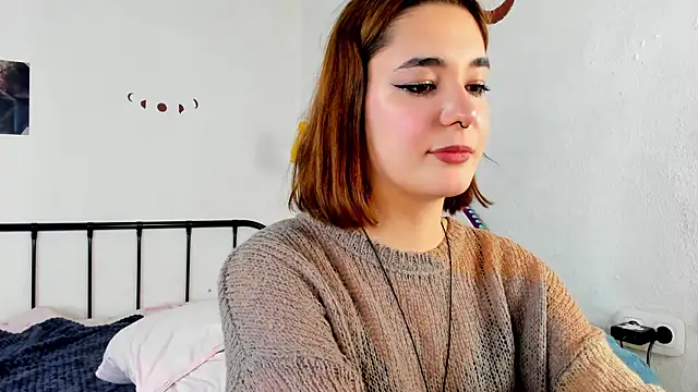LiyaFly Chat XXX in diretta