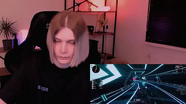 Nessi_Villain Chat XXX in diretta