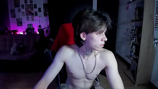 xIce_Boy Adlı Modelin Canlı XXX Sohbeti