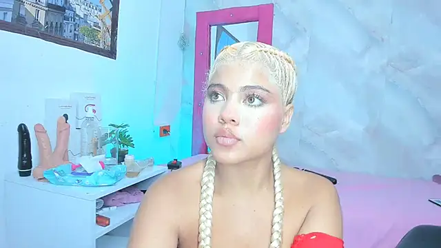 sofiacastillo01's Live XXX Chat