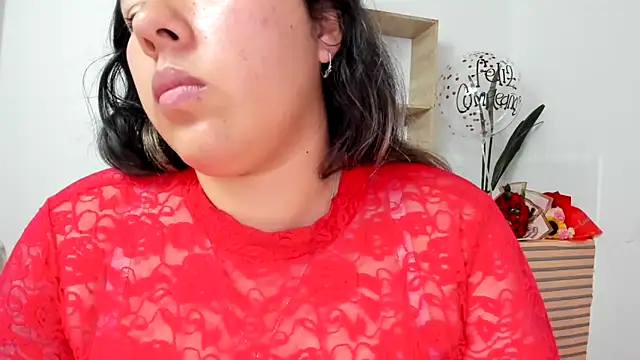 LinaBrowm Chat XXX in diretta