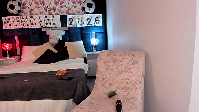 AmmyJones_ Chat XXX in diretta