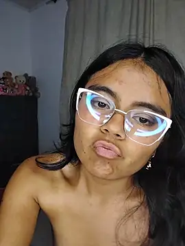 VaneMoon's Live XXX Chat