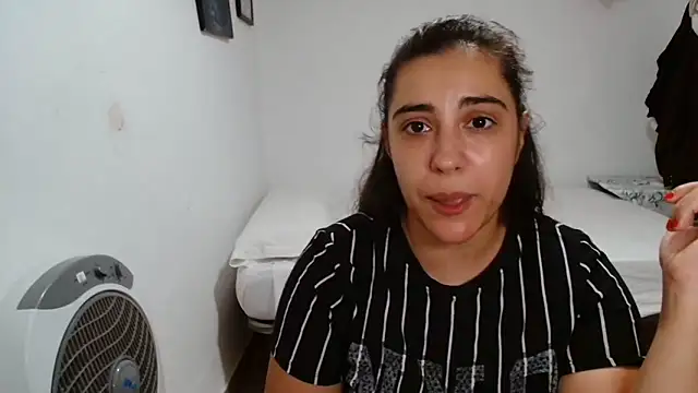 Ursumi1 Live XXX-chat