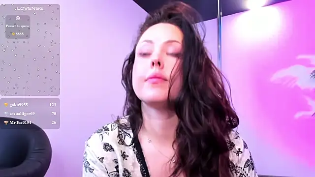 AlbaLimory's Live XXX Chat