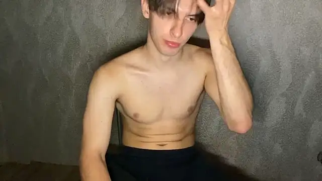 joshnovaq XXX чат на живо