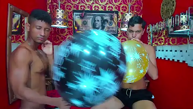 PEINBOYS' Live XXX Chat