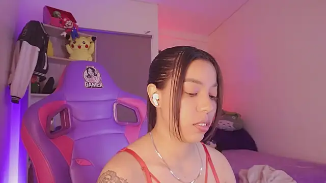 madelyn_rose_'s Live XXX Chat