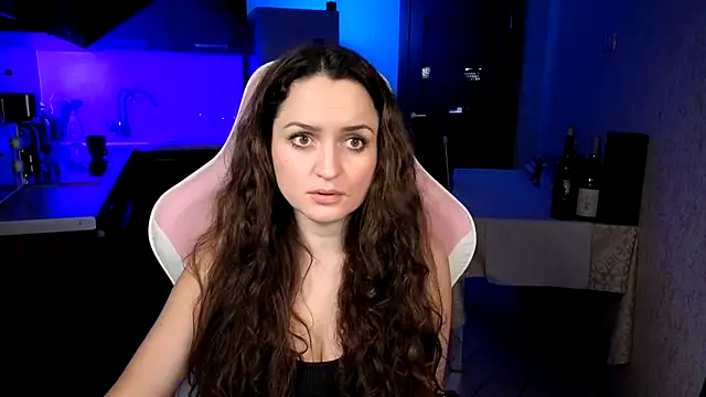Cerann1 Adlı Modelin Canlı XXX Sohbeti