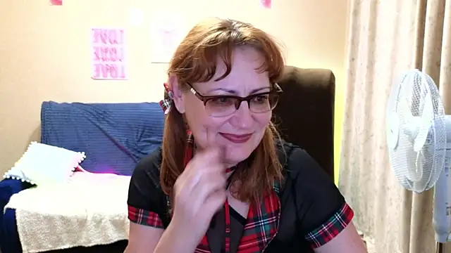 Jasmine_Tv Adlı Modelin Canlı XXX Sohbeti