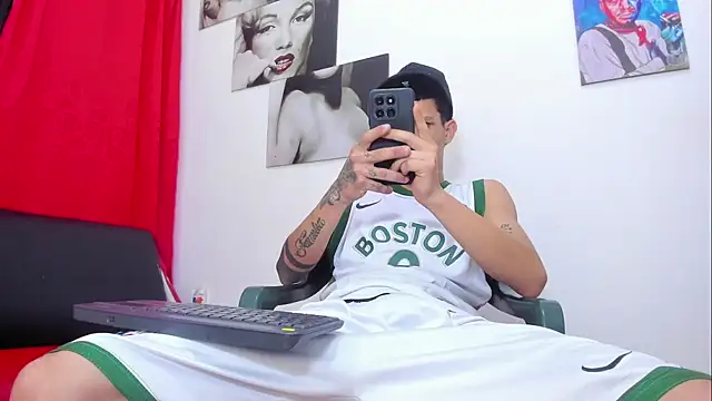 big_hot_boy_ 现场XXX聊天