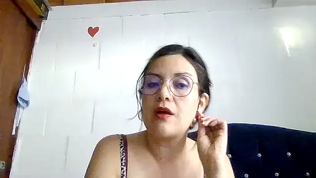 princessbella93 Adlı Modelin Canlı XXX Sohbeti