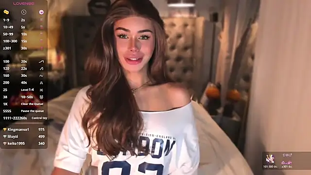 ParisianDoll live XXX chat