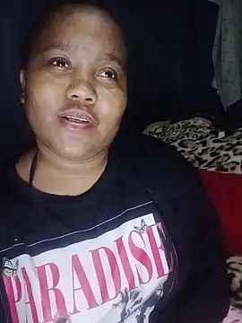 ChubbyMidgetxxx19 Live XXX-Chat