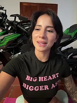 Ale_Lewis' Live XXX Chat