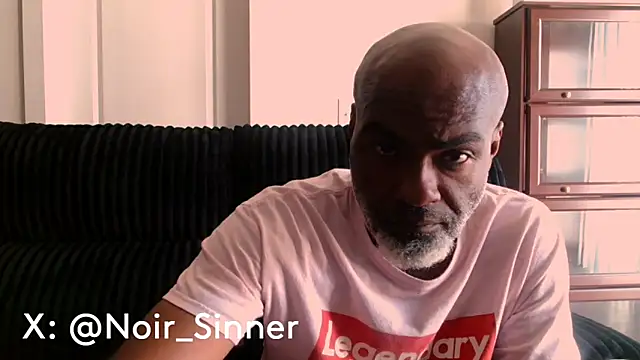sinnernoir Adlı Modelin Canlı XXX Sohbeti