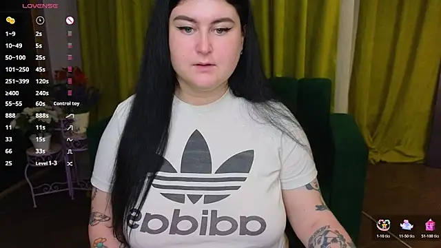 צ'אט XXX בשידור חי של CessieBler
