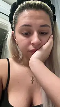 Kylie_One Chat XXX live