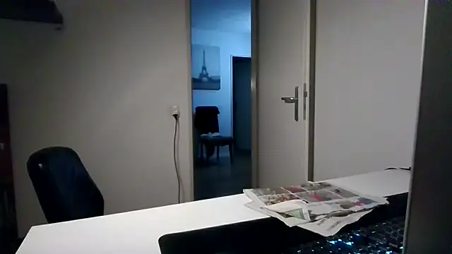 alpha-hunk Live XXX-Chat