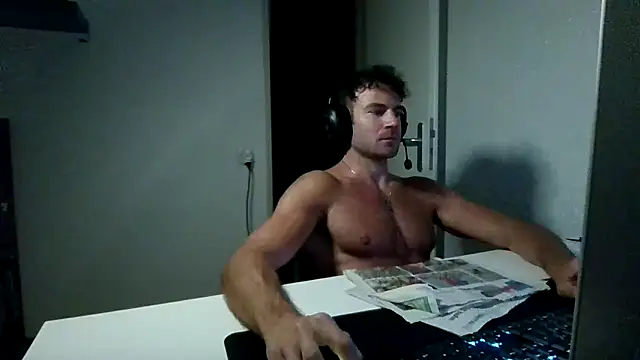 Chatroom XXX en direct de alpha-hunk